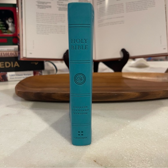 Crossway ESV Holy Bible Compact Edition 2001 Teal - Picture 3 of 8